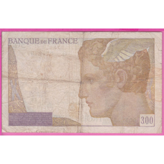 300 Francs Serveau lettre Q...