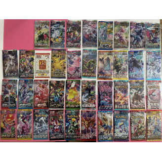Série de 38 boosters...