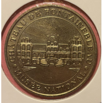 77 Fontainebleau, château...