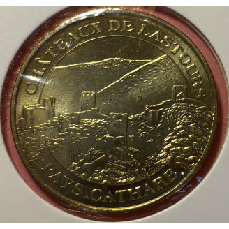 11 Lastours, Châteaux de...